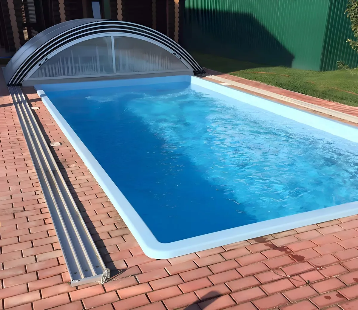 Laguna 7 — вечернее освещение в Новокузнецке